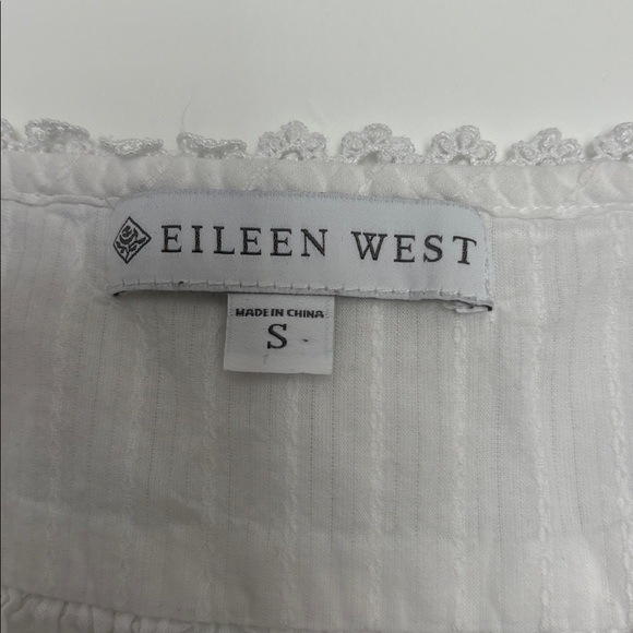 Eileen West White Lace-Trimmed Gown - Picture 3 of 6